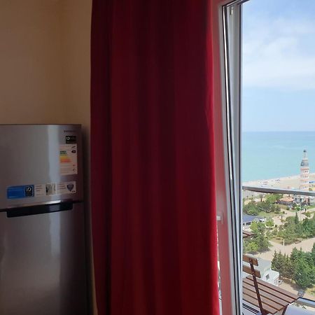 Holiday Premium Apartments Batumi Exterior photo