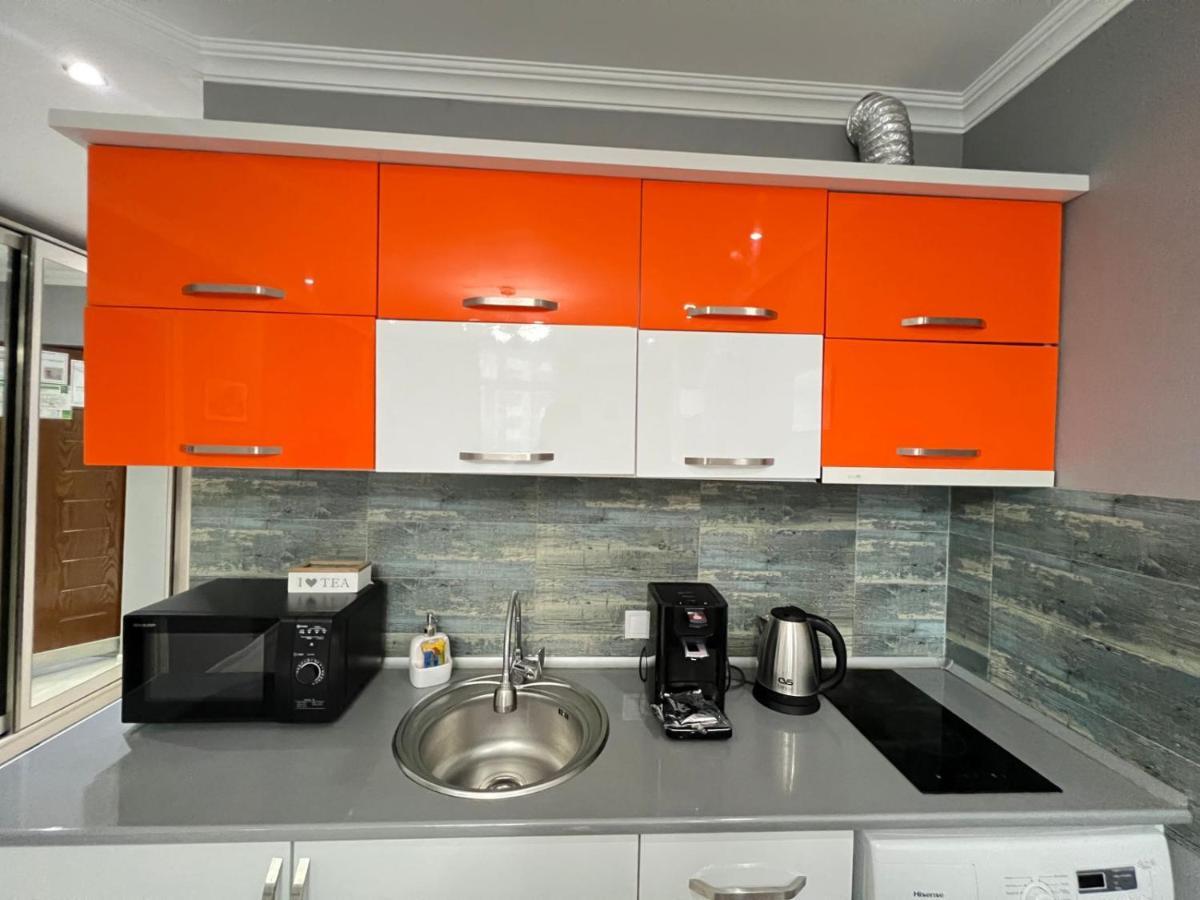Holiday Premium Apartments Batumi Exterior photo