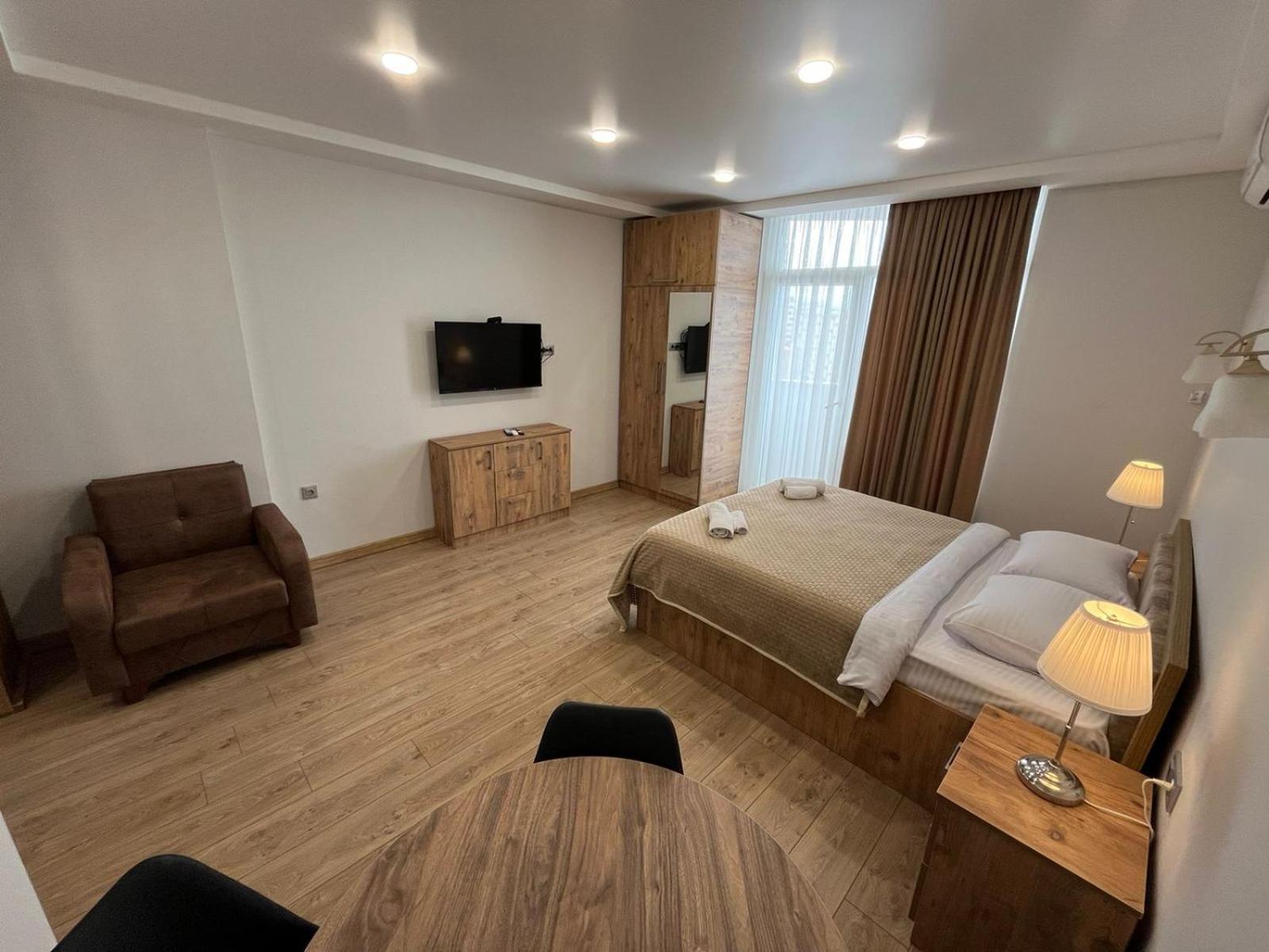 Holiday Premium Apartments Batumi Exterior photo