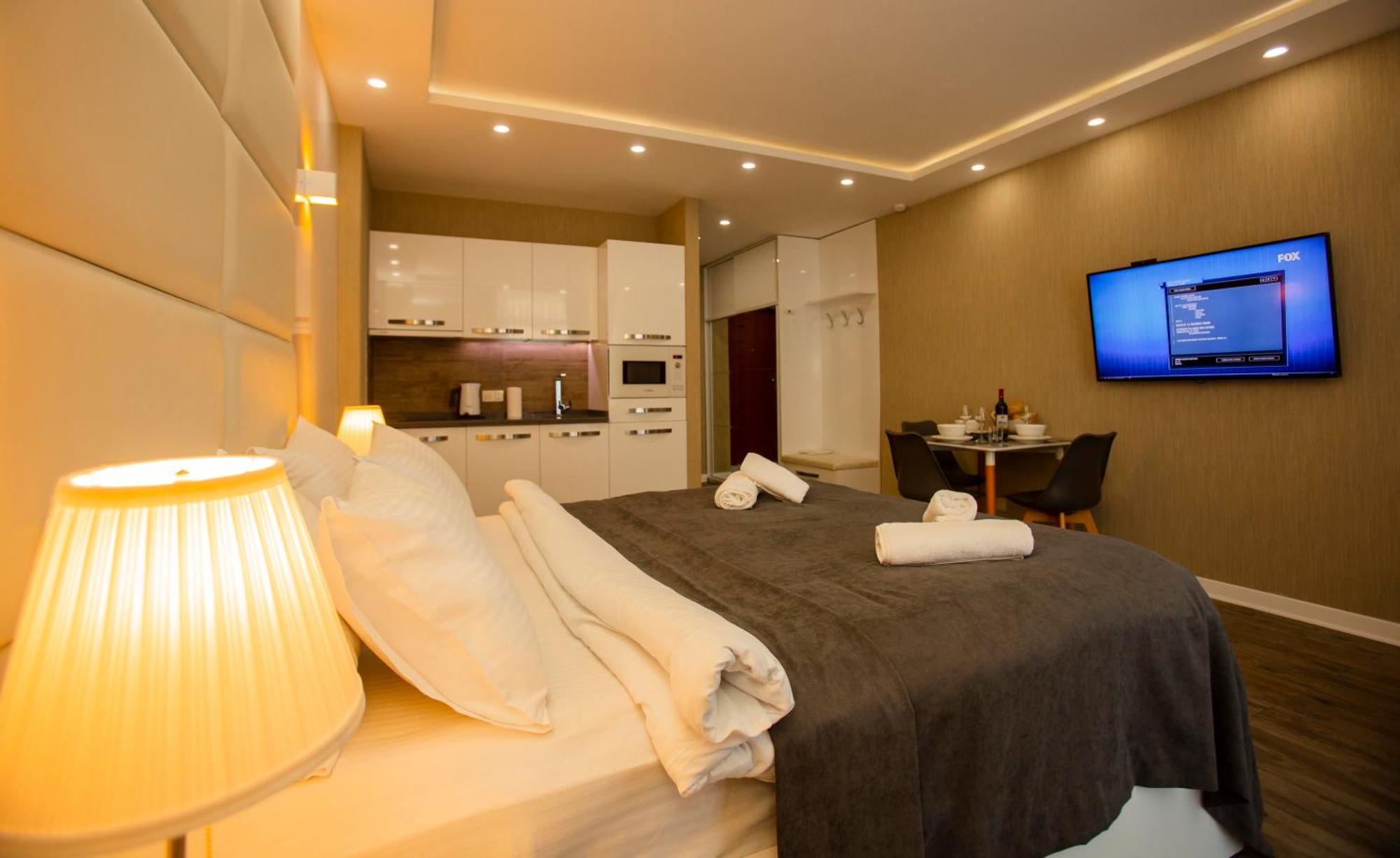 Holiday Premium Apartments Batumi Exterior photo