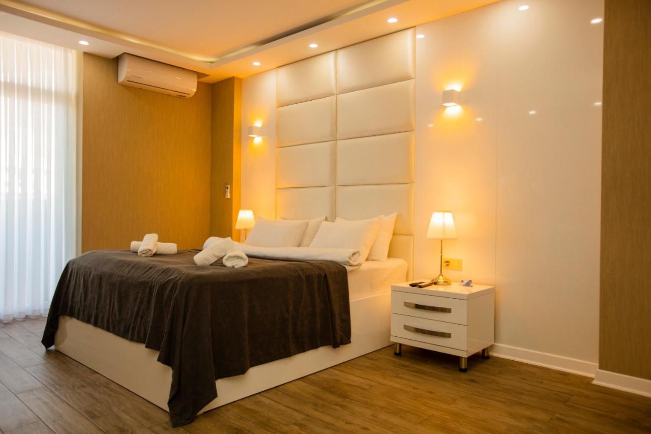 Holiday Premium Apartments Batumi Exterior photo